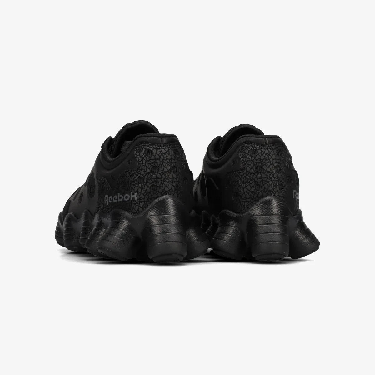 R00139 Reebok ATV-19+ "Black" (Men's)