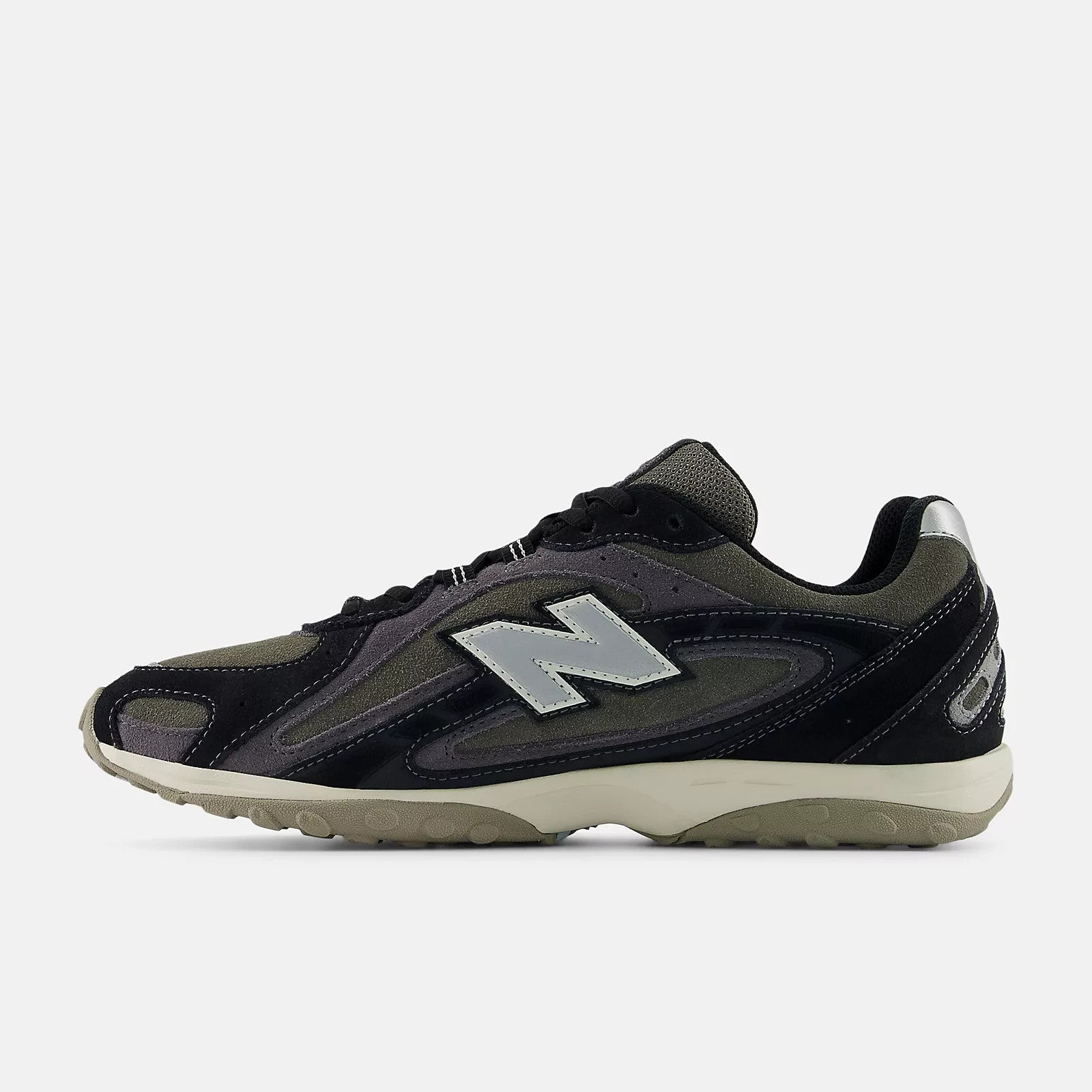 U204L5WZ New Balance 204L Black Magnet (Men's)