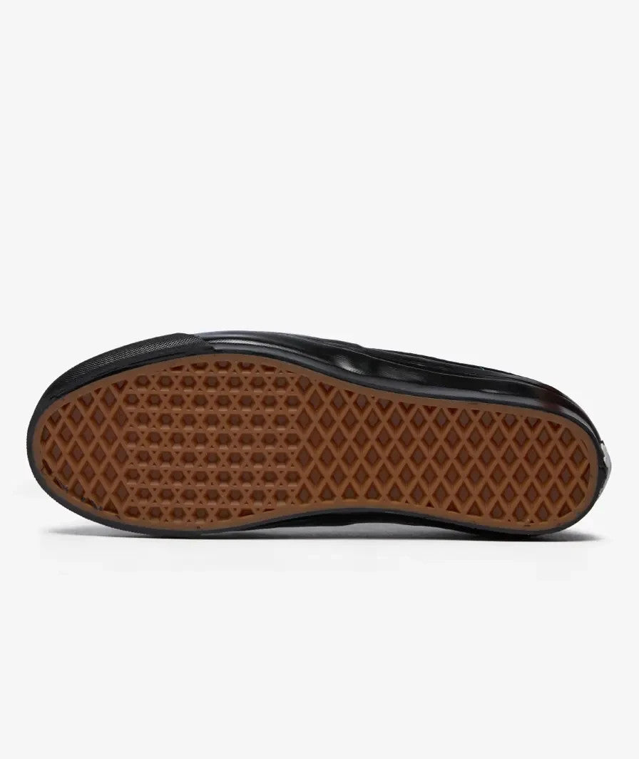 VN00117RBLK OTW by Vans Authentic 44 "Black" (Men's)
