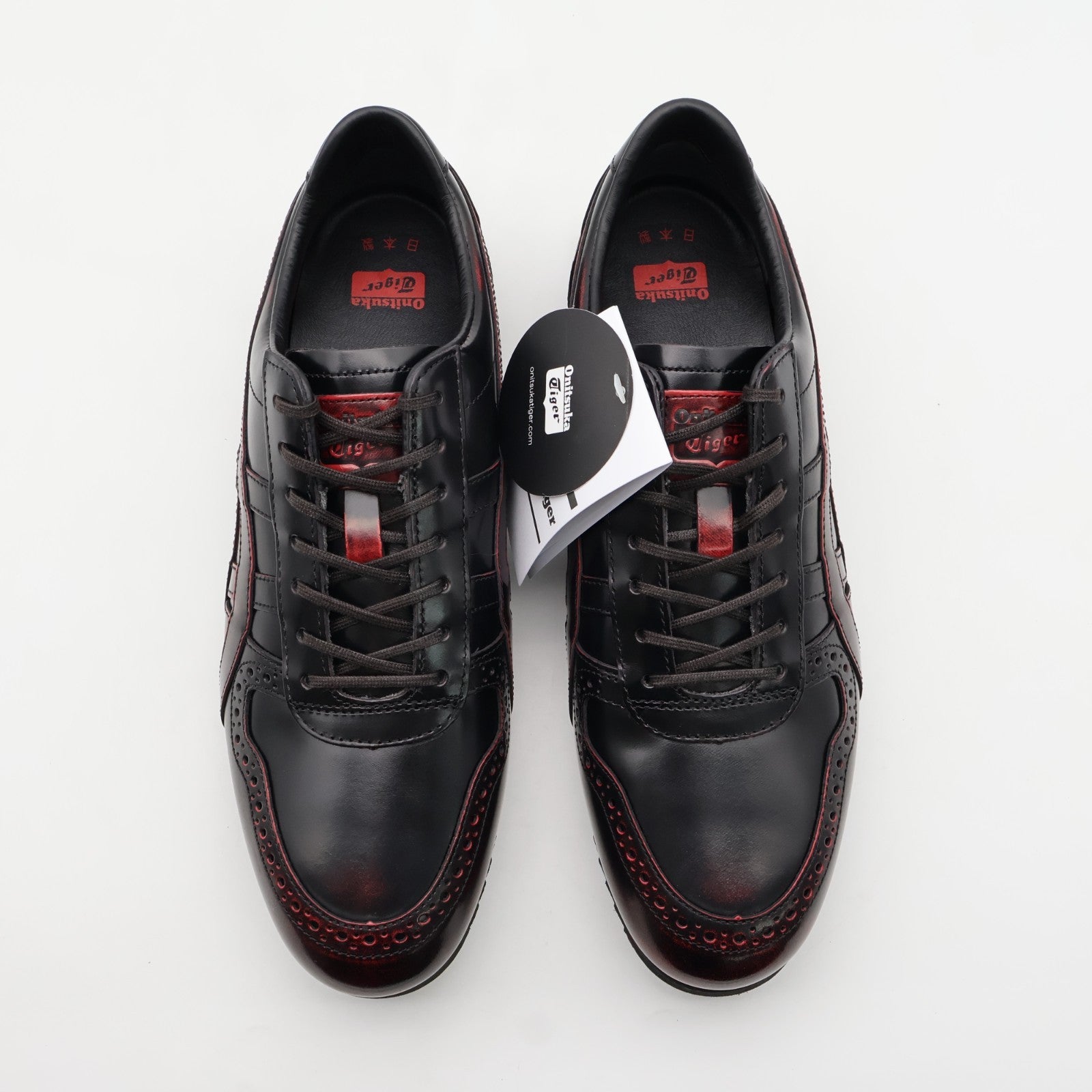1181A614-001  Onitsuka Tiger NIPPON MADE Ultimate Trainer Black Black (Men's)