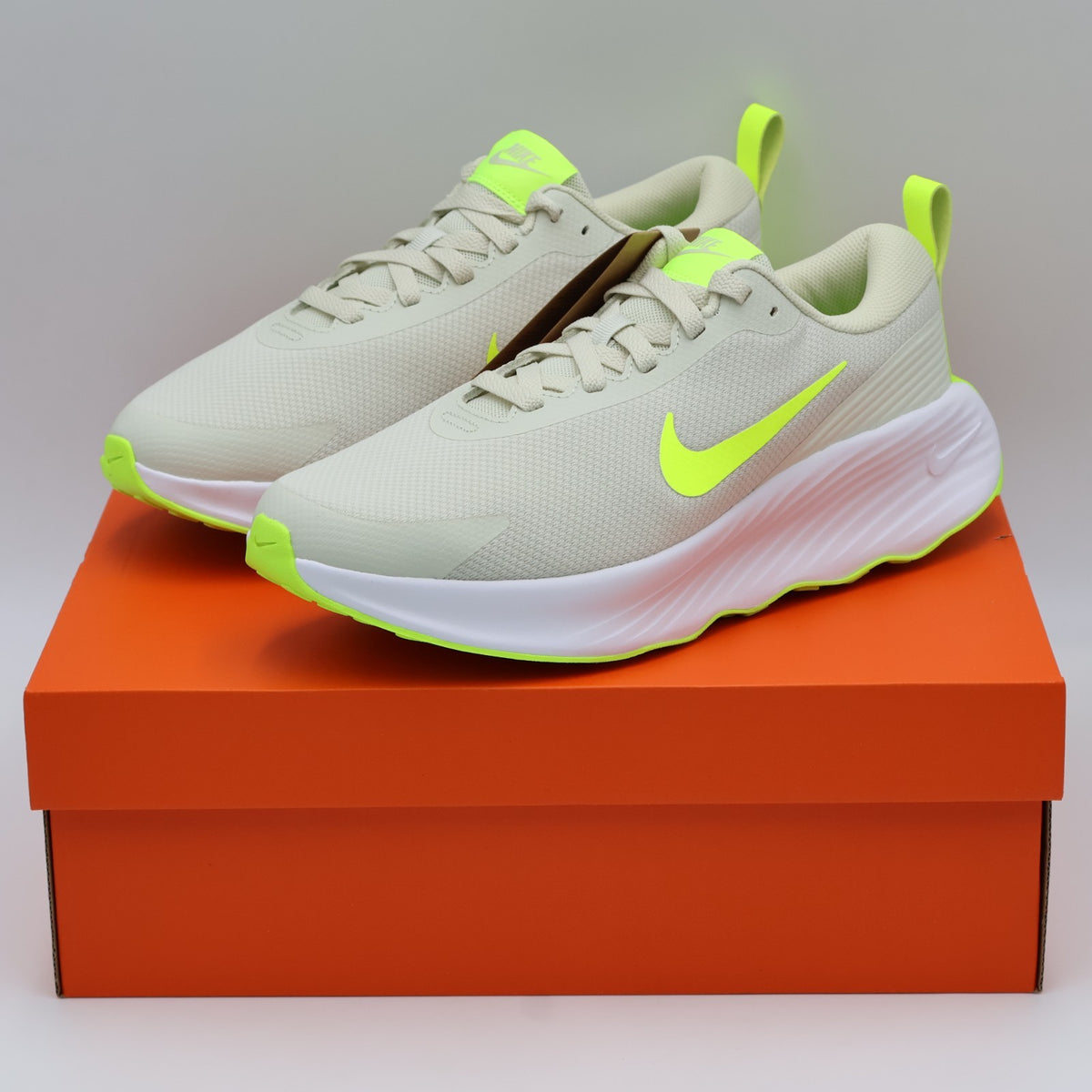 FV5285-009 Nike Promina Seagrass White Volt (Men's)