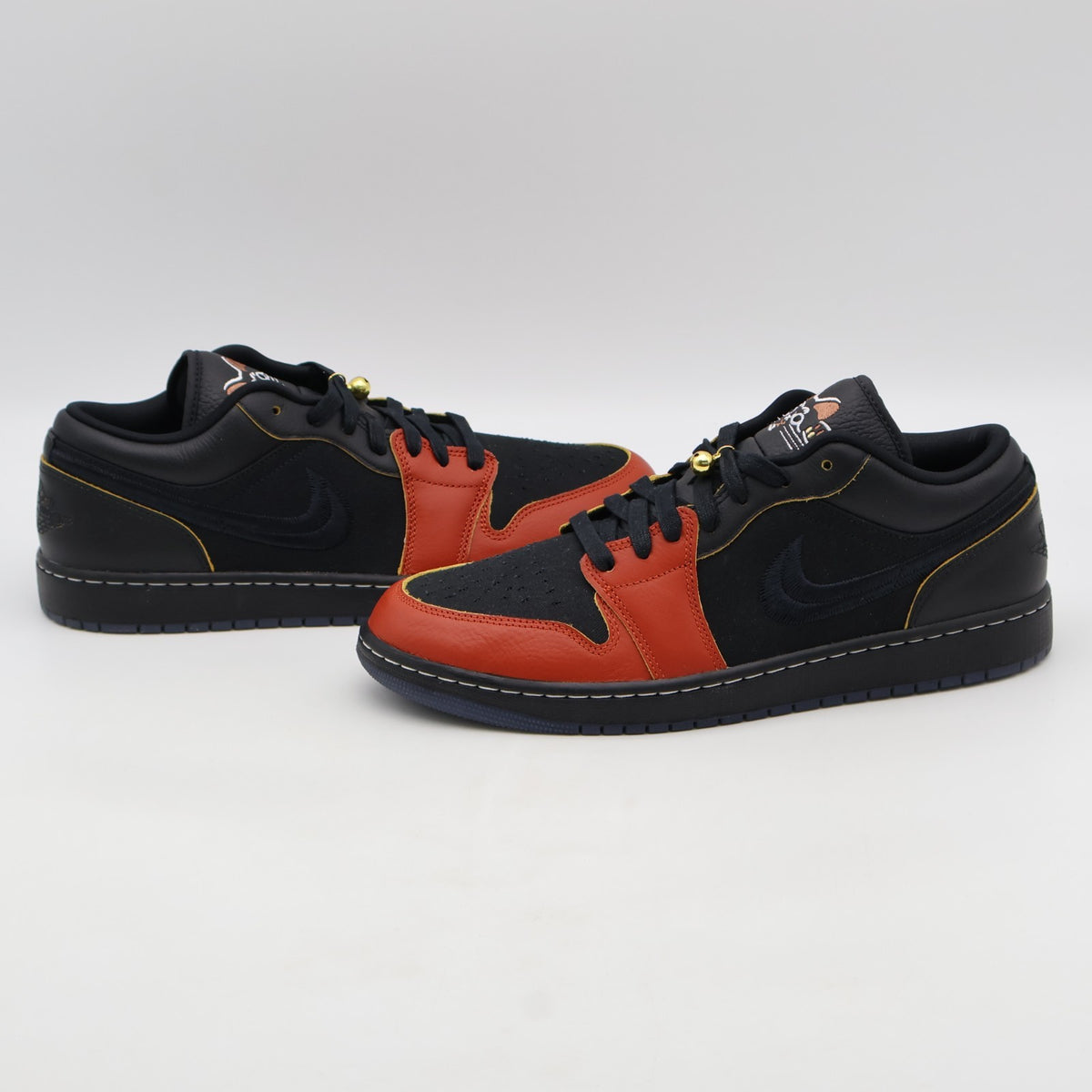 IQ3460-010 Nike Air Jordan 1 Low SE Lucky Cat (Men's)