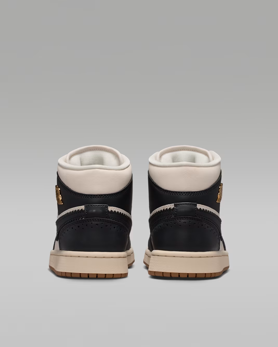 IO0760-001 Nike Air Jordan 1 Mid SE Off Noir Chalk (Women's)