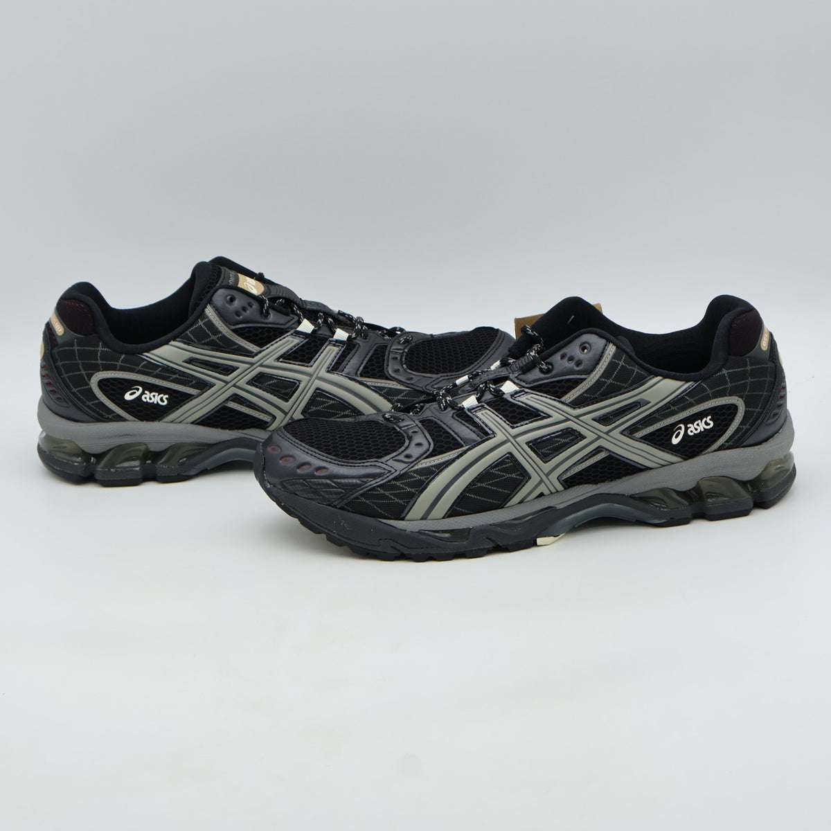 1203A543-005 Asics Gel-Nimbus 10.1 Black Clay Grey (Men's)