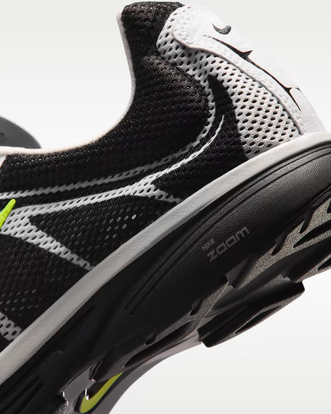 IQ8012-001 Nike Zoom Streakfly 3 "Black/Summit White" (Men's)
