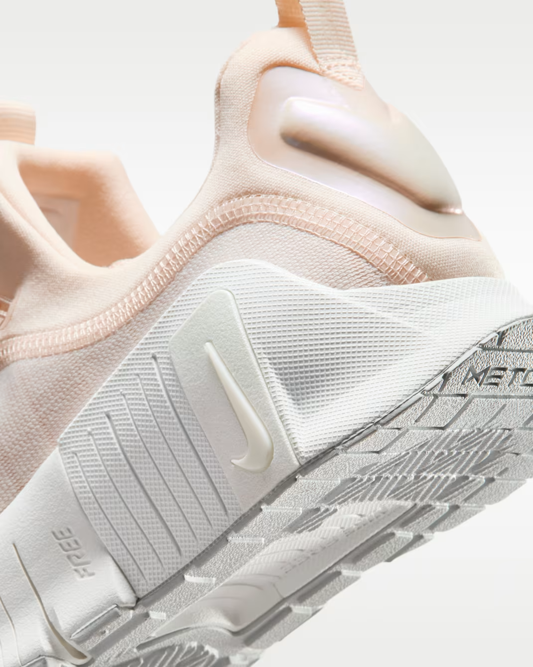 FJ7126-112 Nike Free Metcon 6 Chalk Summit White Pure Platinum (Women's)