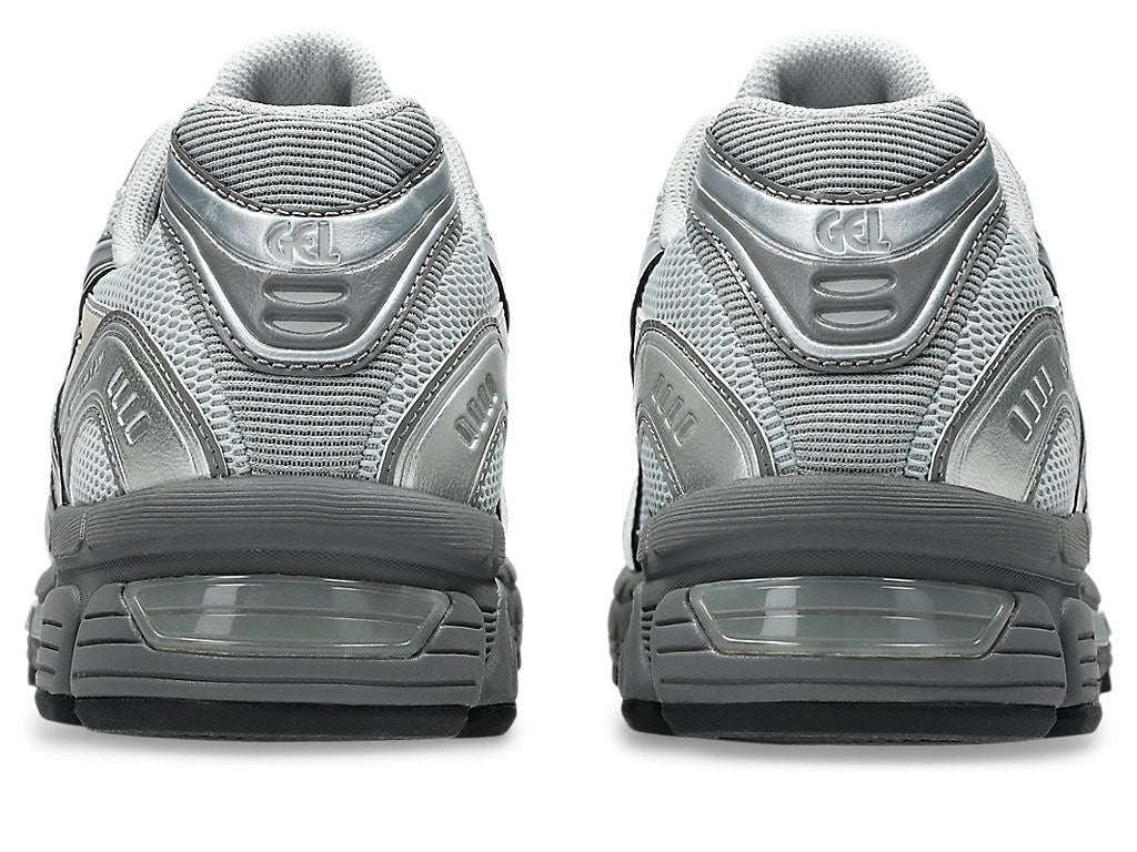 1203B219-020 asics Gel-Stratus MC ConcreteCarbon (Men's)