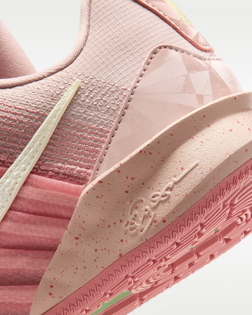 HF2882-600 Nike Sabrina 3 Pink Oxford (HF2881-600) (Women's)