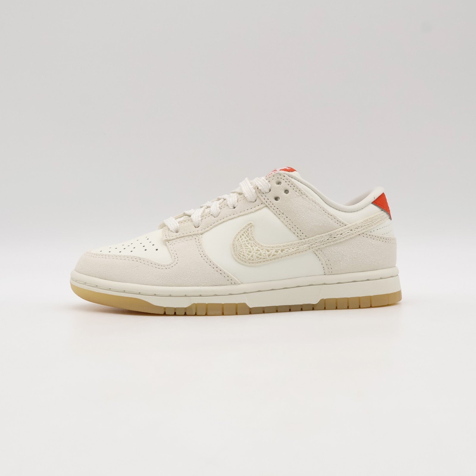 HV5231-133 Nike Dunk Low Shoes (Women's)