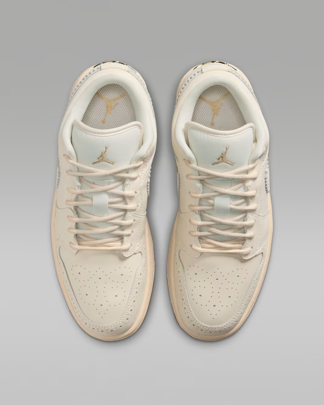 IO0759-100 Nike Air Jordan 1 Low SE "Brogue" (Women's)