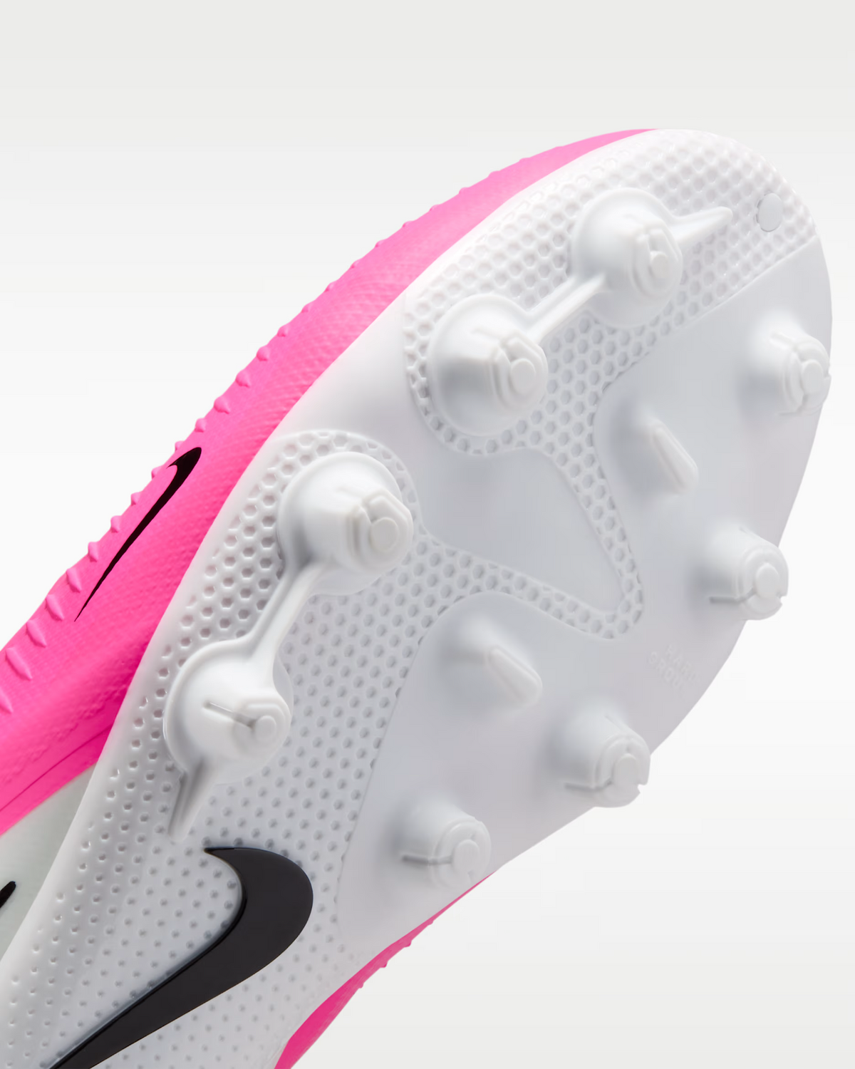 IQ1885-900 Nike Phantom 6 Low Pro Hard-Ground Soccer Cleats (Men's)