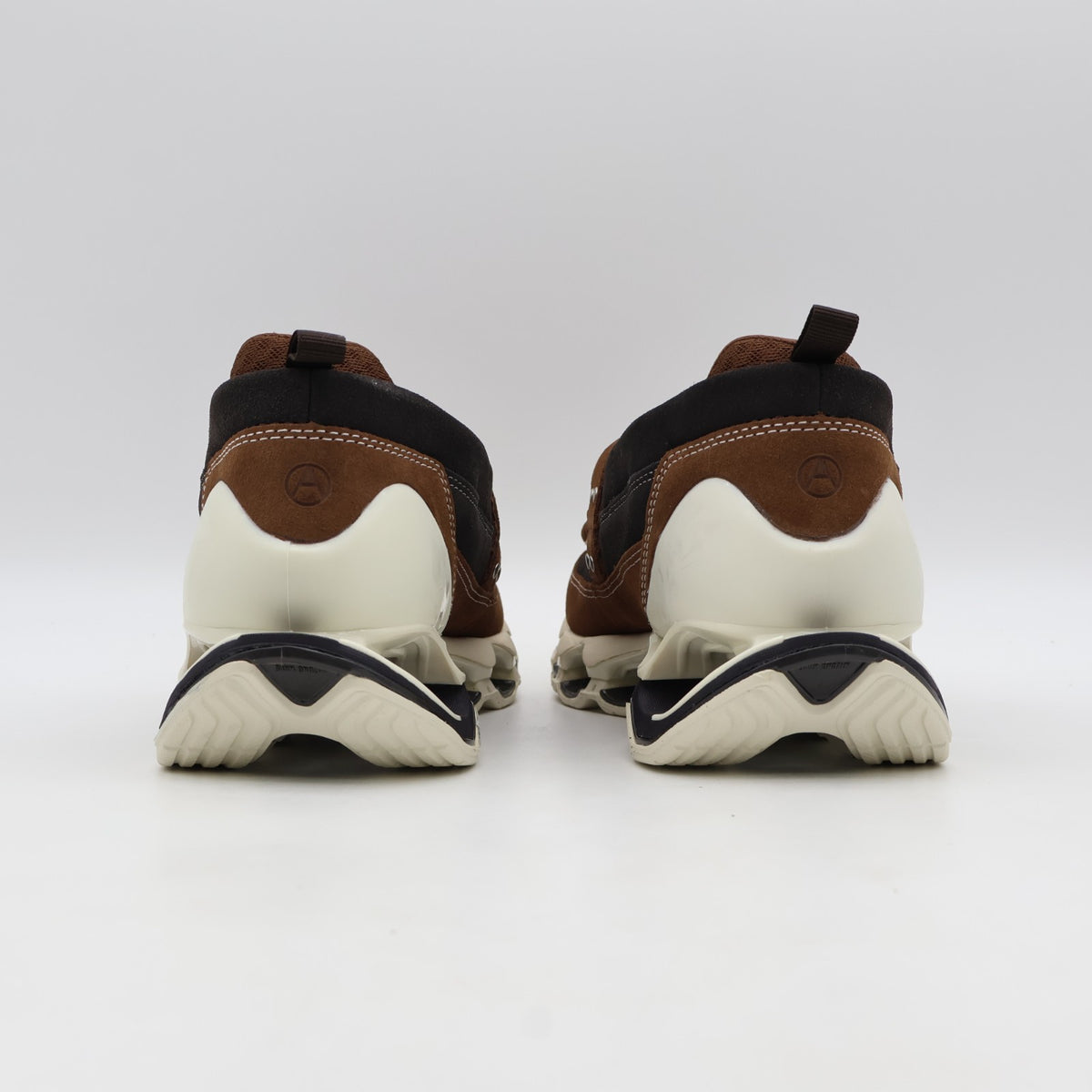 D1GD261901 SETSUMASA KOBAYASHI Ã Mizuno Wave Prophecy Ring Moc "Brown/Off White"
