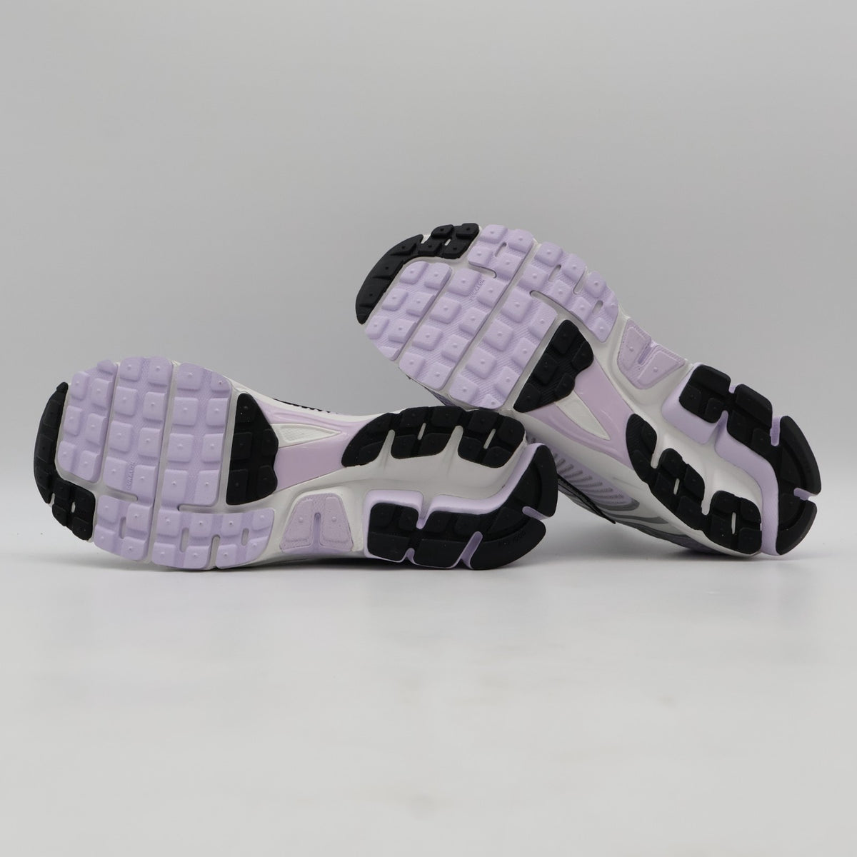 IB7253-500 Nike Zoom Vomero 5 Barely Grape Photon Dust Summit White (Women's)