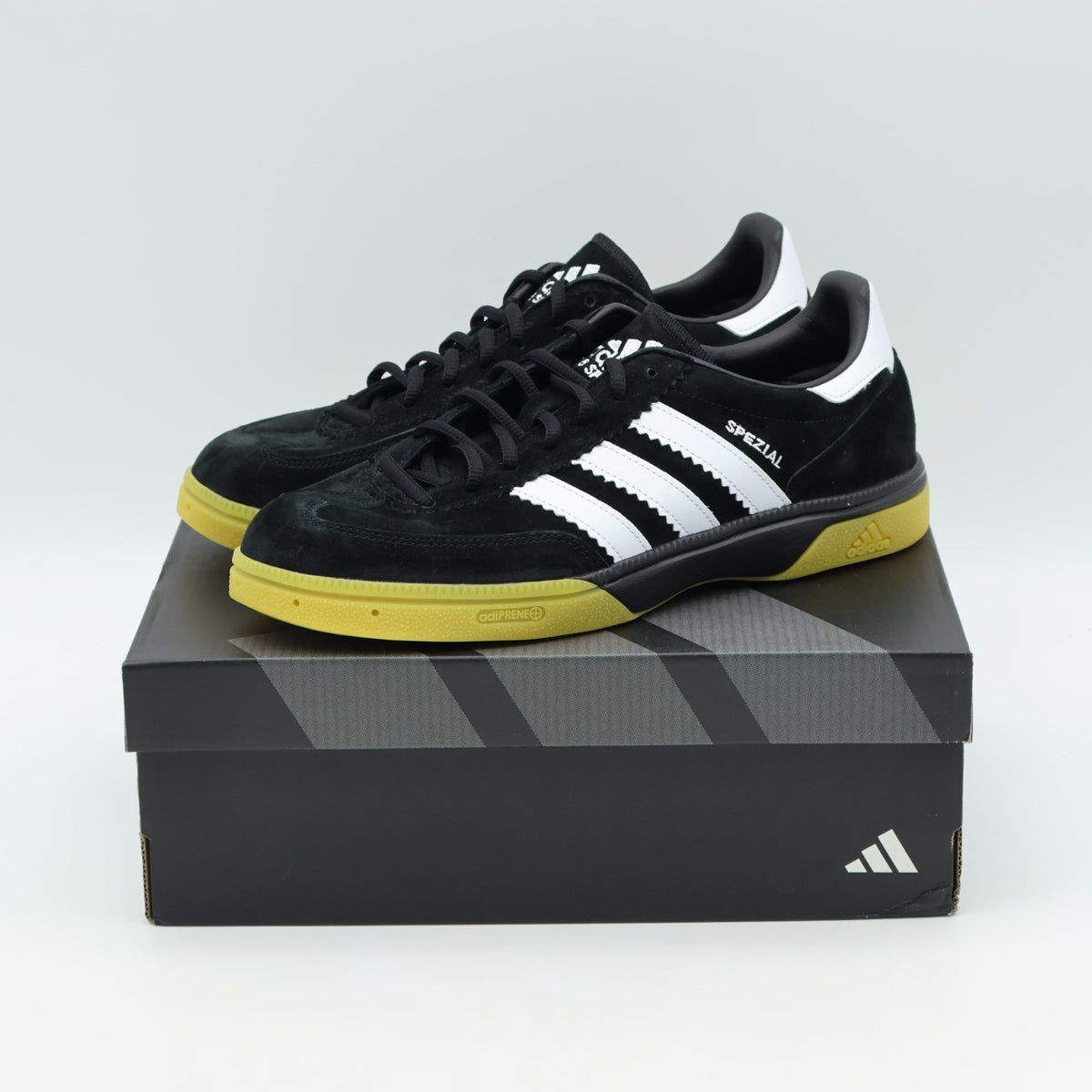 M18209 adidas Handball Spezial Core Black Core White (Men's)