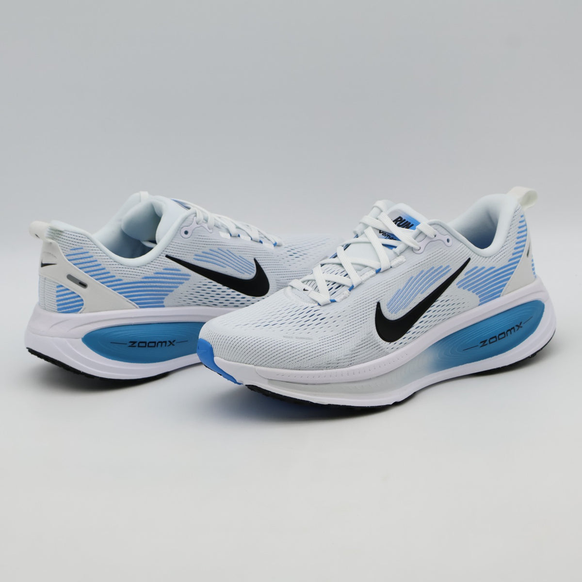 HM6803-109 Nike Vomero 18 White Blue Hero Black (Men's)