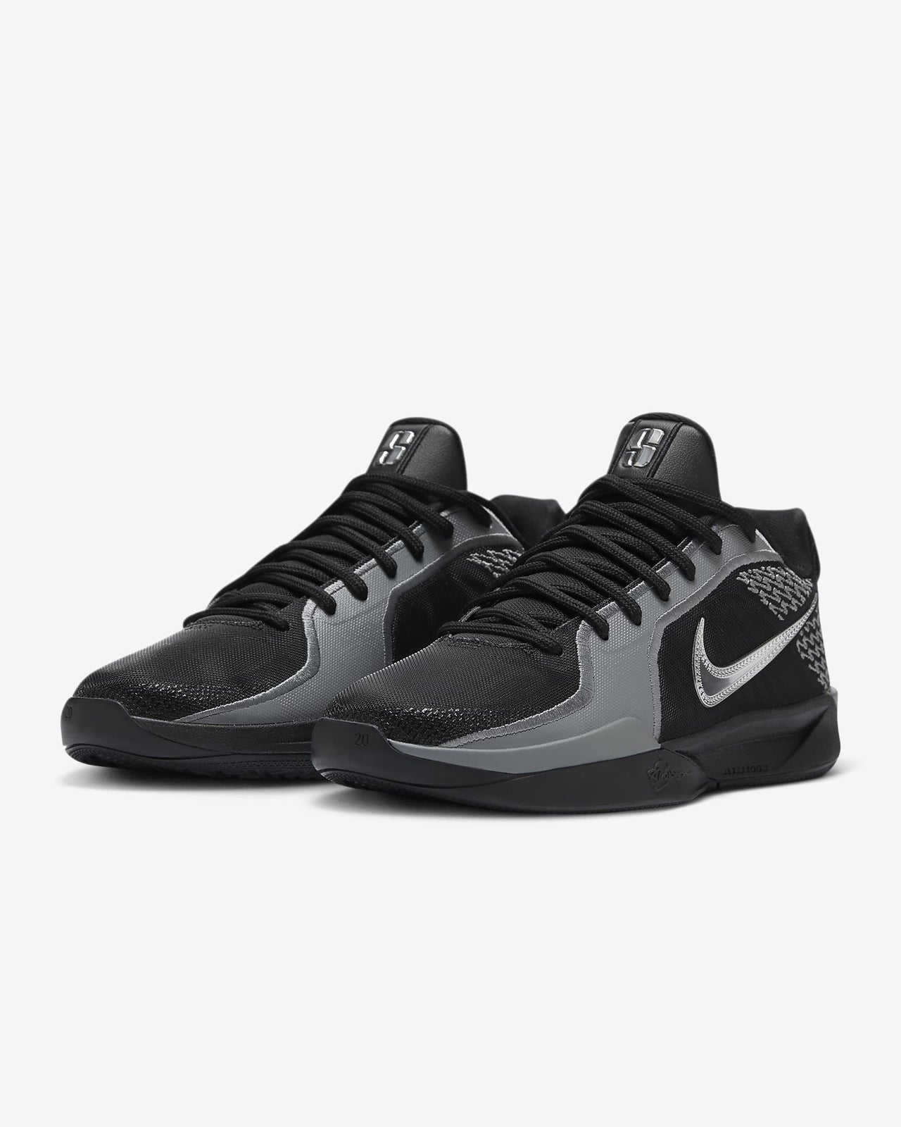 FZ1517-001 Nike Sabrina 2 Mirrored FQ2174-001 FZ1517-001 (Women's)