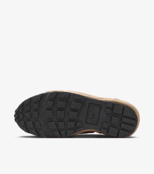 FN0563-200 sacai Nike Magmascape Pecan (Men's)