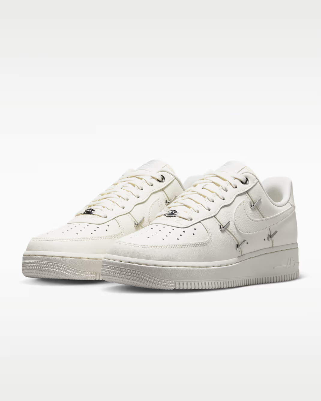 IV4727-133 Nike Women's Air Force 1 '07 LV8 Sail/Metallic Silver (Women's)