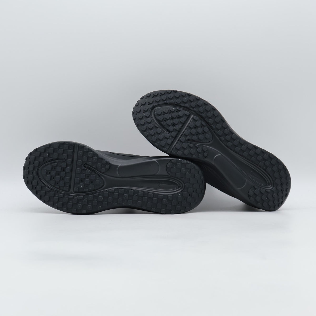 HQ2414-003 Nike Revolution 8 EasyOn "Anthracite/Black" (Men's)
