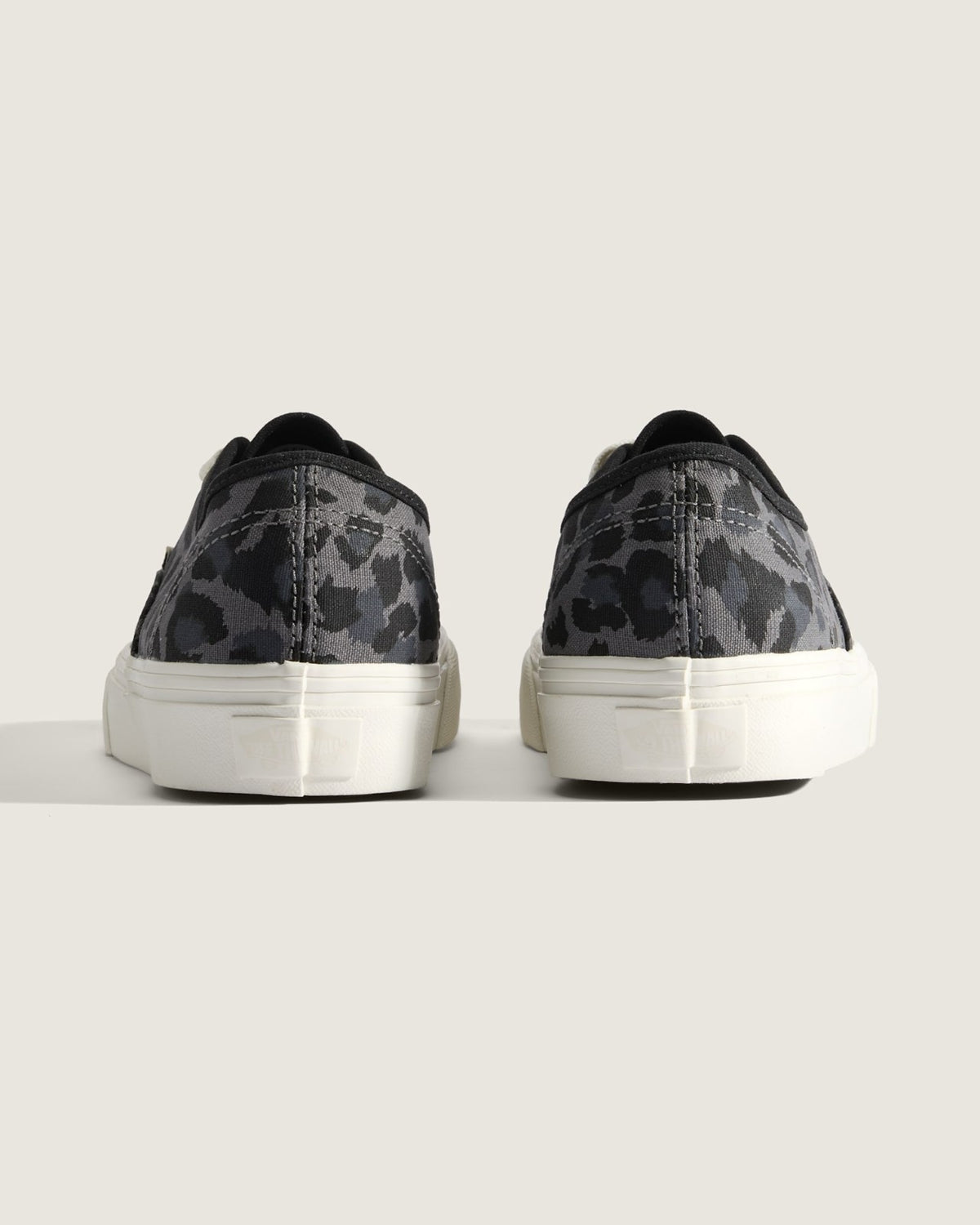 VN000D6GHR0 Vans Authentic "Black/Pewter" (Men's)