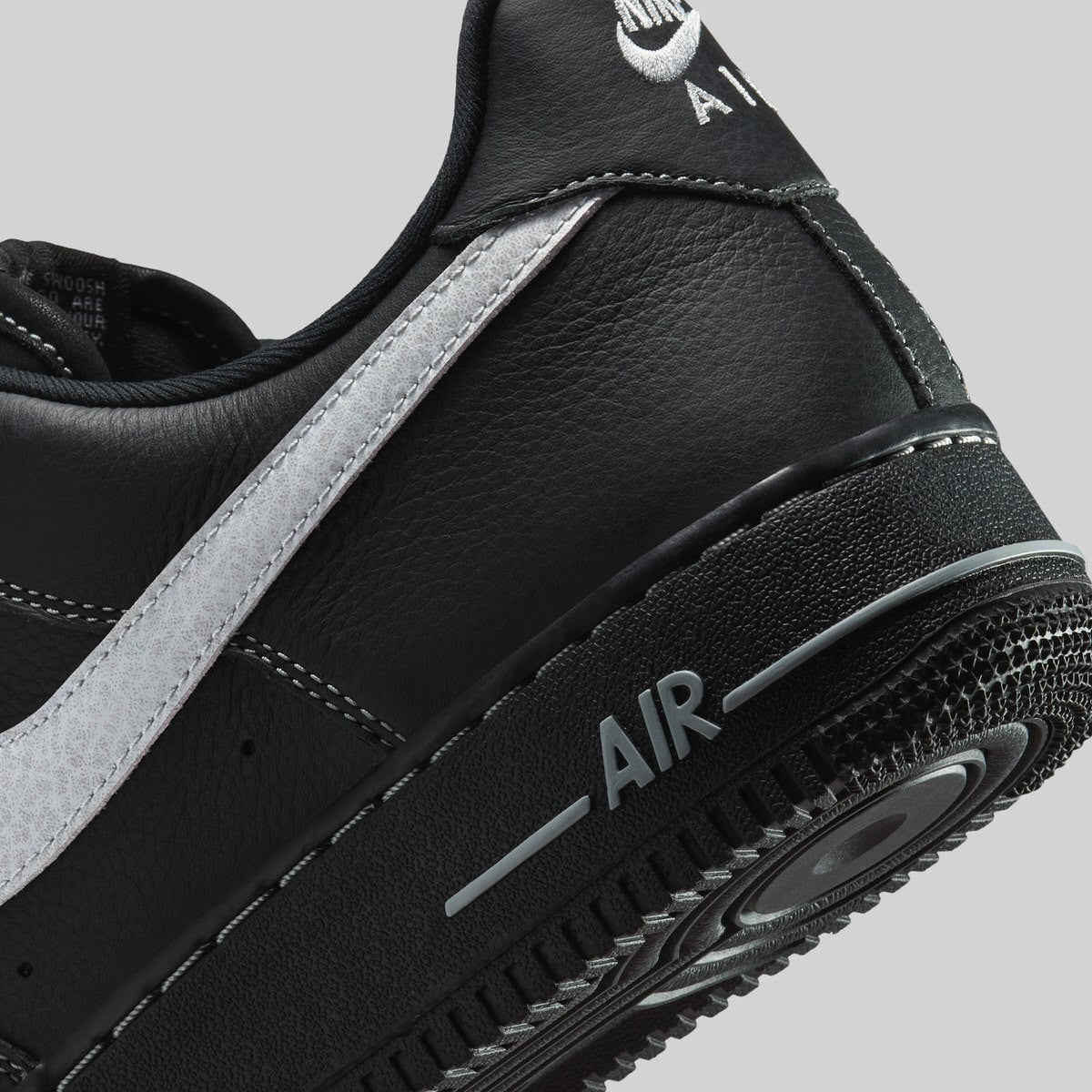 HQ2037-006 Nike Air Force 1 Low Black (Men's)