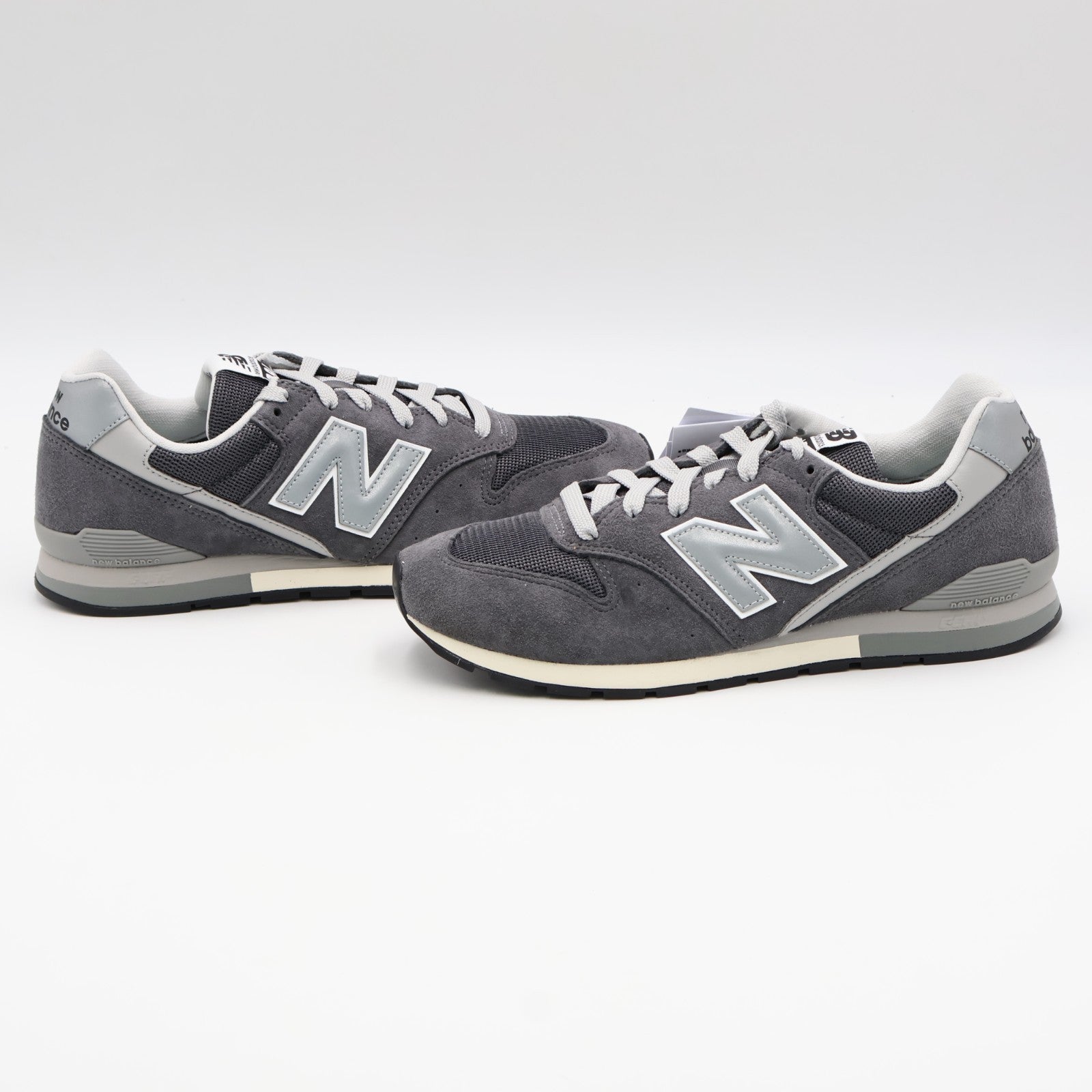 CM996JG2 New Balance 996V2 Magnet/Silver Metallic/Sea Salt (Men's)