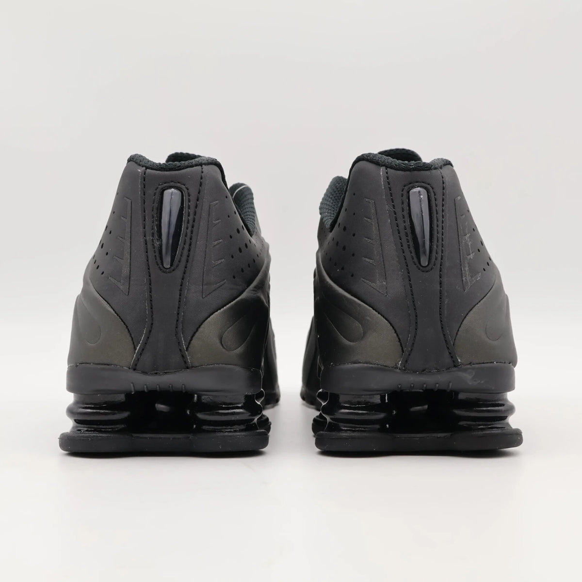 HQ1988-001 Nike Shox R4 Black Bright Crimson (Men's)