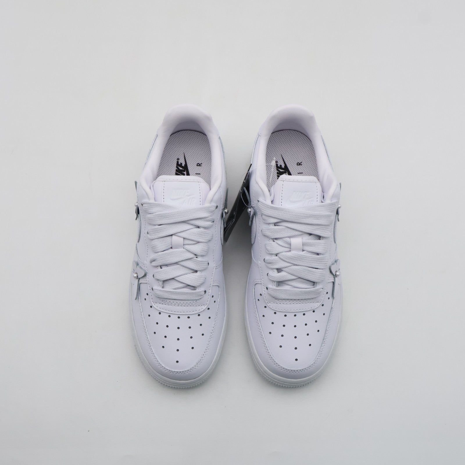 IH4480-100 Nike Women's Air Force 1 Low Butterfly (Women's)