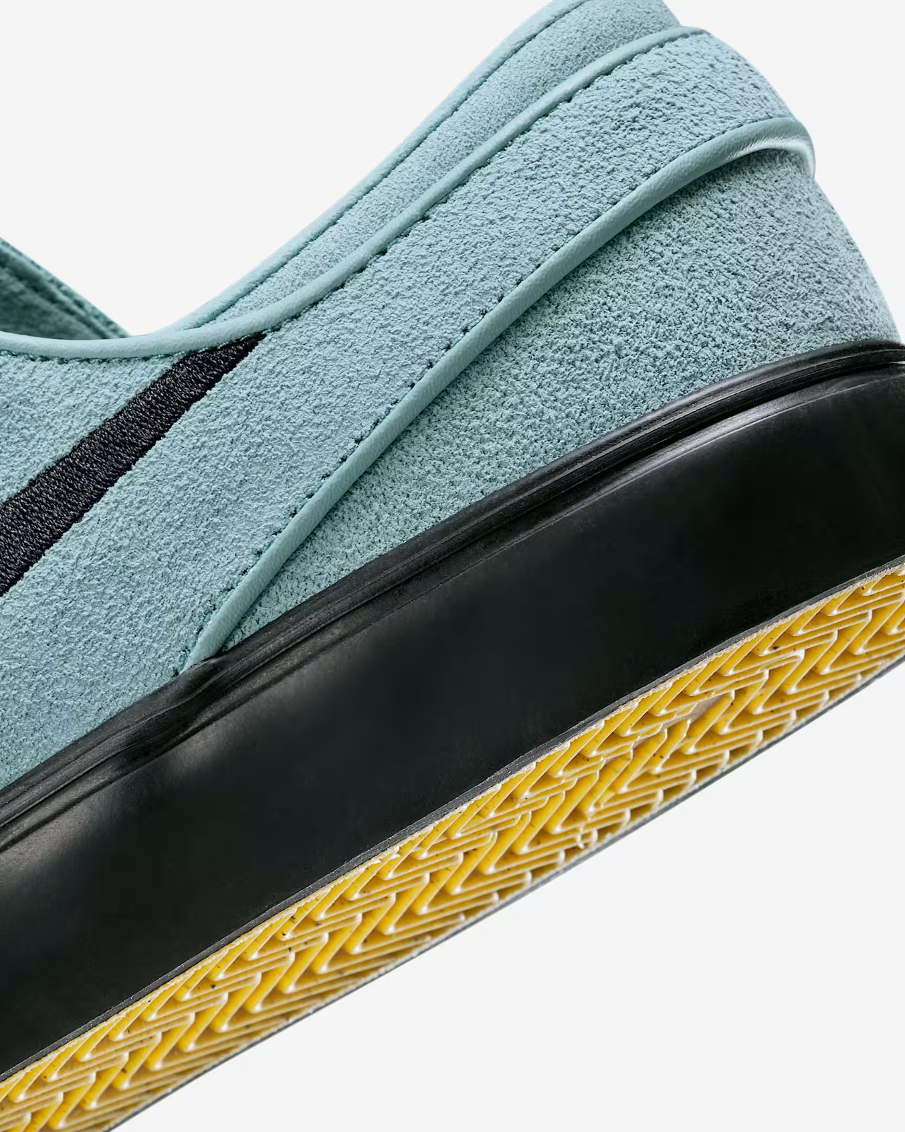 FD6757-004 Nike SB Zoom Janoski OG+ Cannon Black Gum Light Brown Black  (Men's)
