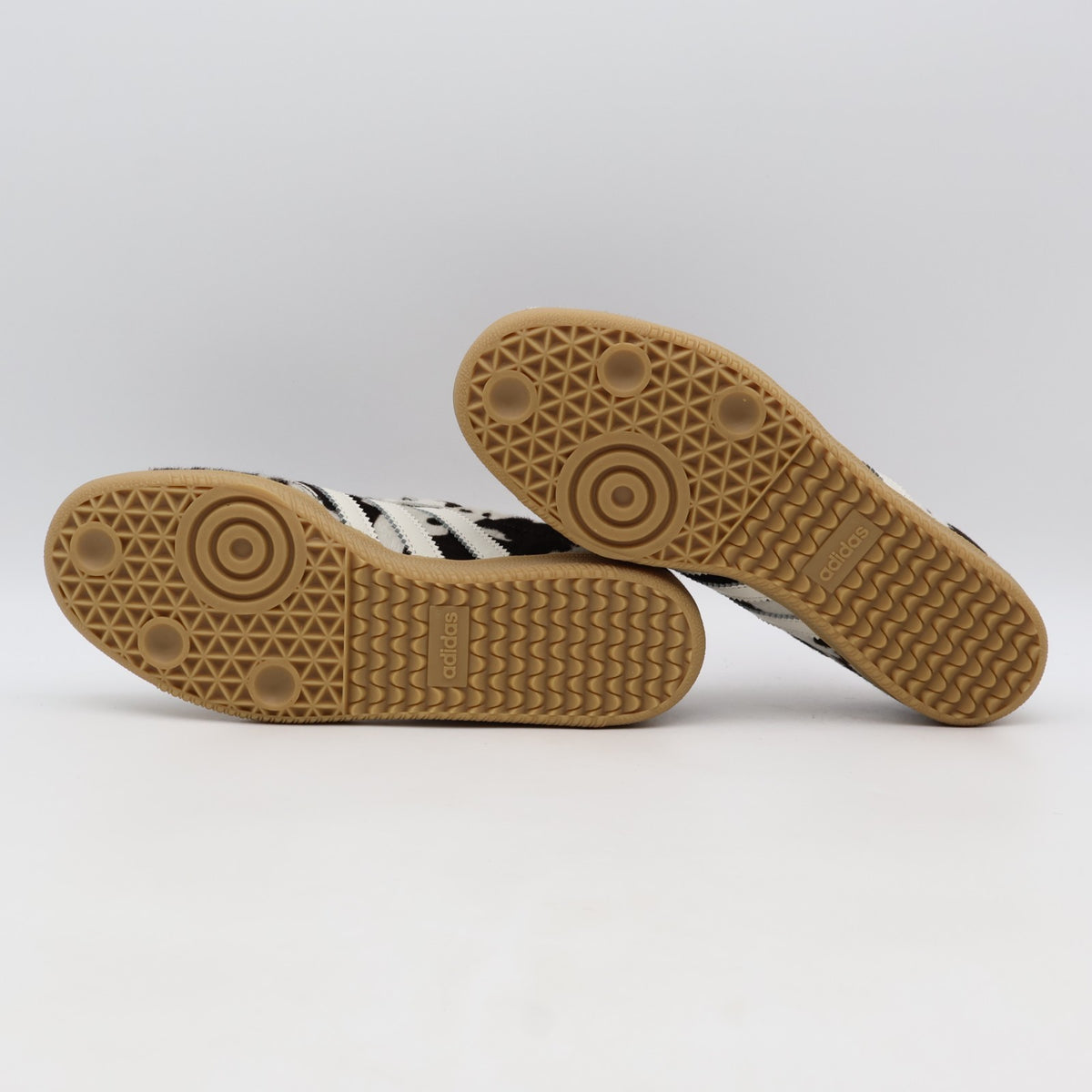 JR1256 adidas Originals Samba OG Cow Print Dark Brown (Women's)