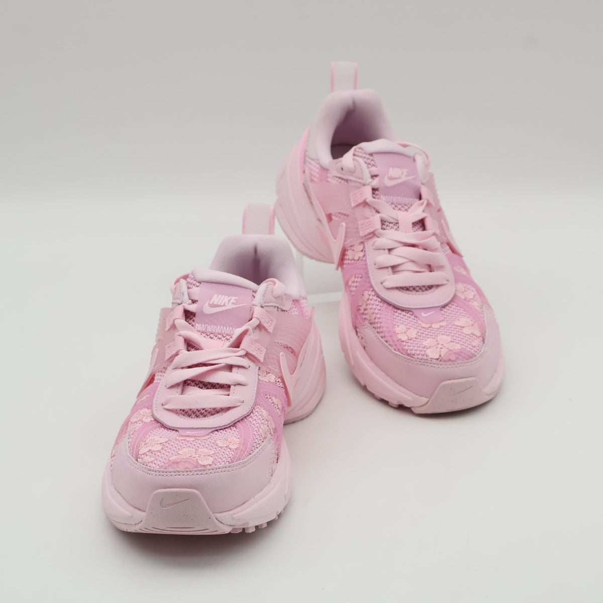 HJ5269-600 Nike V2K Run Pink Foam Arctic Pink Summery Florals (Women's)