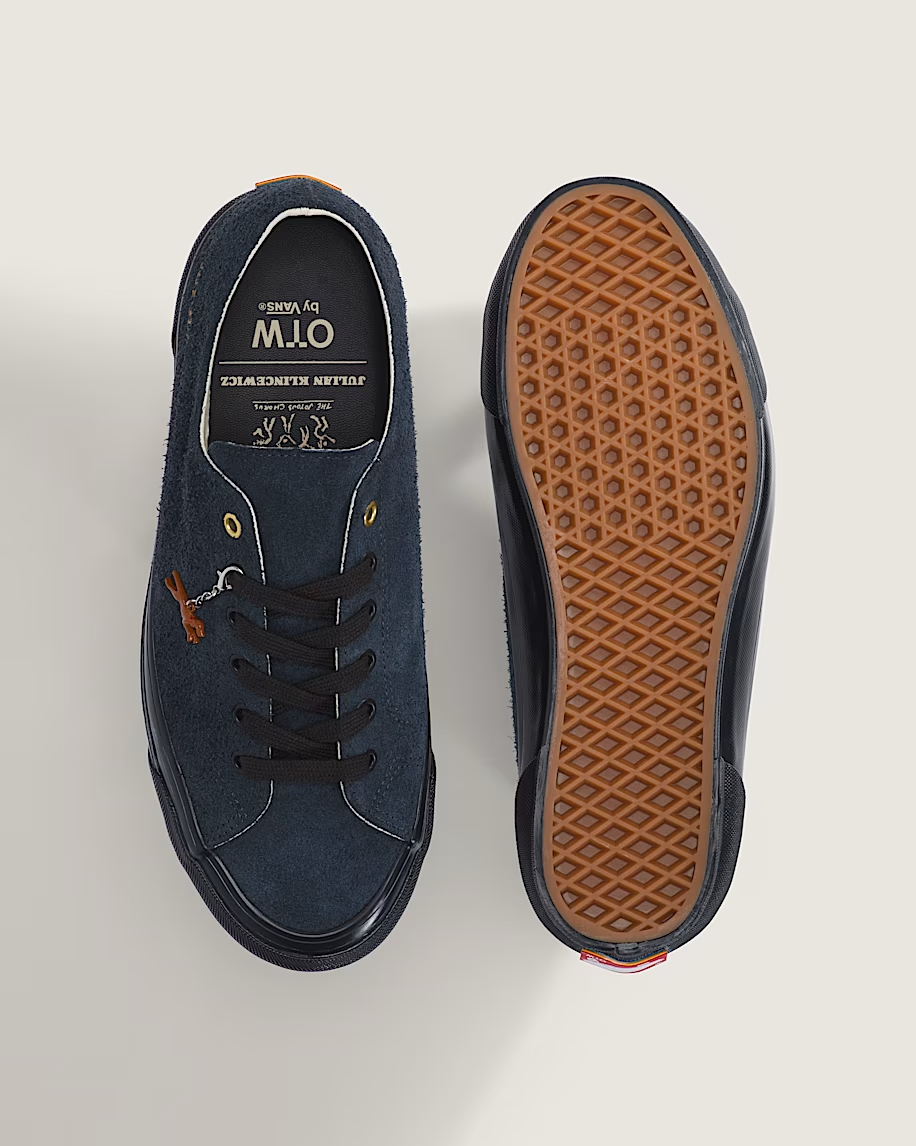 VN000EKSGED Julian Klincewicz Ã OTW by Vans Style 31 India Ink Black (Men's)