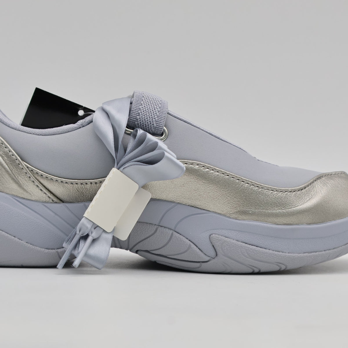 IB8597-002 Nike Jordan Pointe "Metallic Silver/Smoke Grey" (Women's)