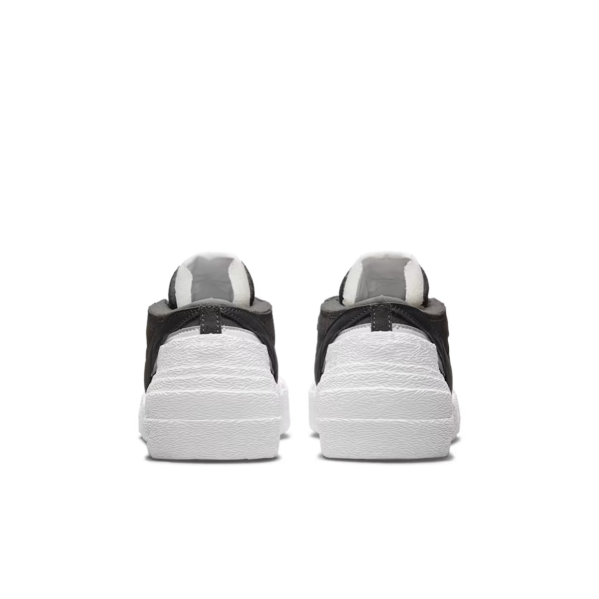 DD1877-002 Sacai Ã Nike Blazer Low "Iron Grey" (Men's)