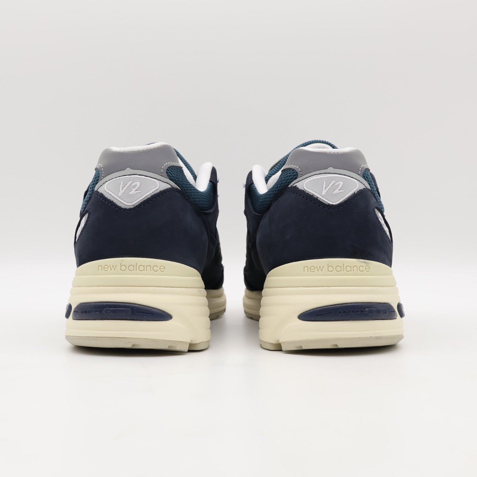 U991VN2 New Balance 991V2 Vintage Sport (Men's)