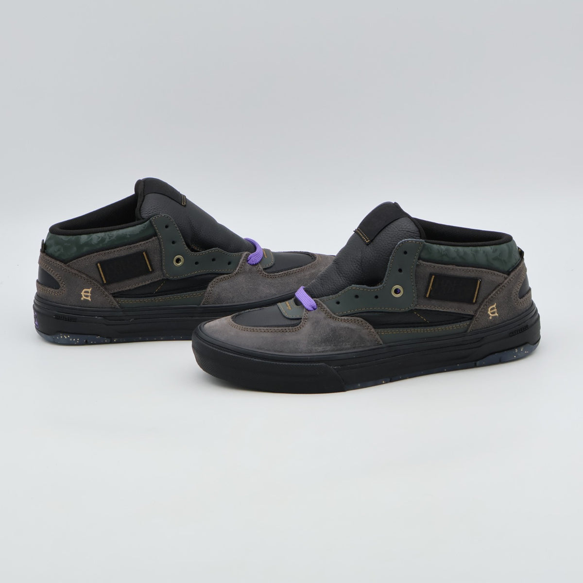 VN000D9ZEAQ Evisen Skateboards Ã Vans Skate Half Cab Wafflecup "Black/After Dark
