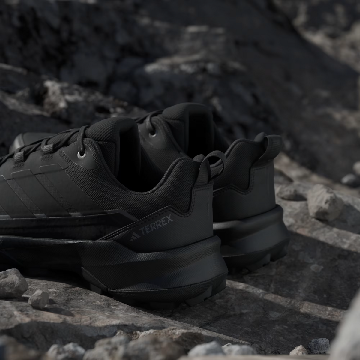 JQ2210 adidas Terrex Skychaser AX5 GORE-TEX Hiking Core Black Core Black (Men's)
