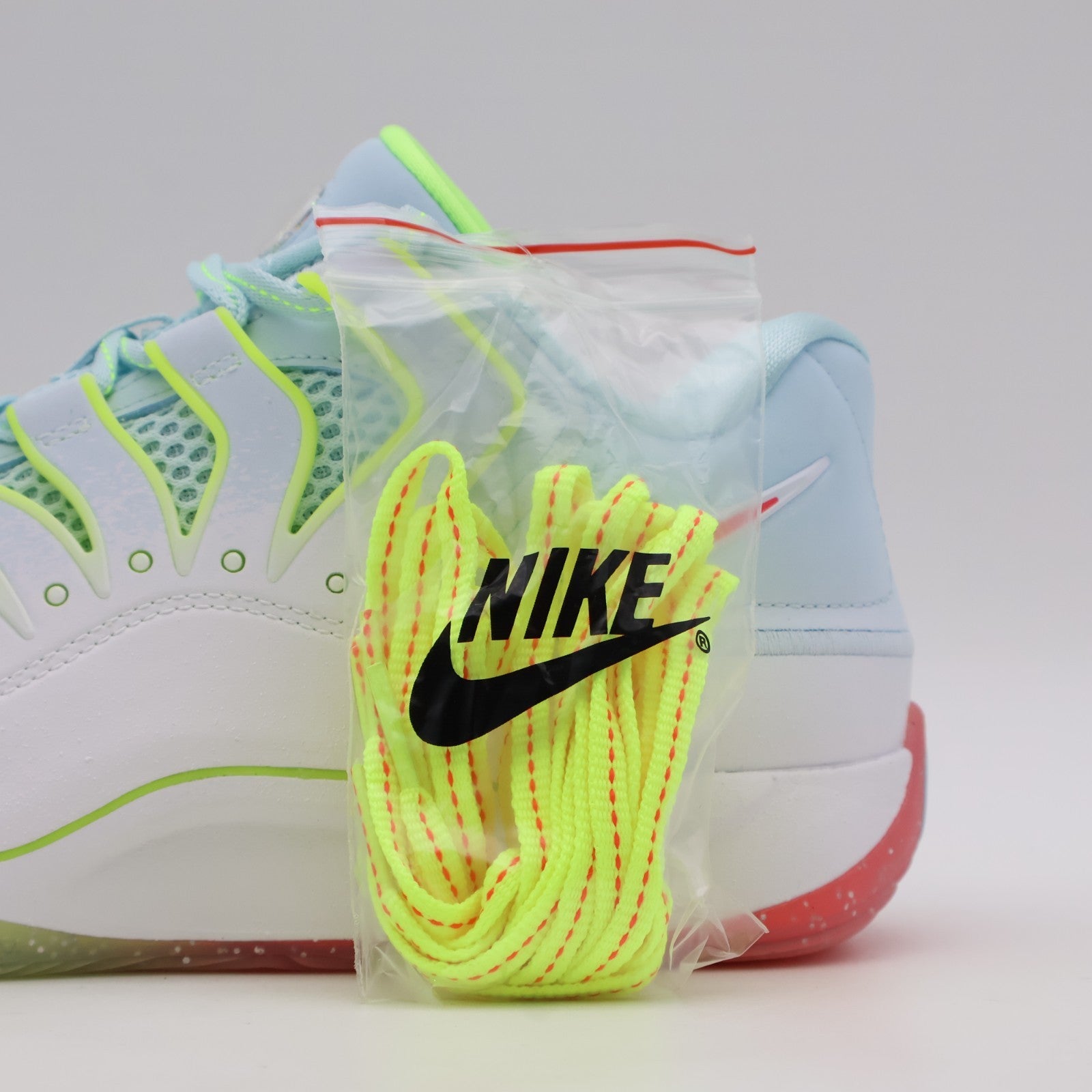 HV1996-100 Nike KD18 Snowed In (HV1998-100) (Men's)