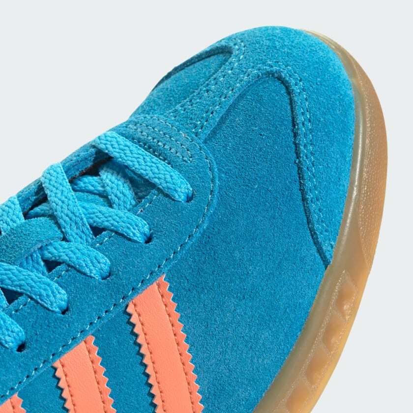 JS0682 adidas Originals Hamburg Sky Rush Semi Coral Gold Metallic (Women's)