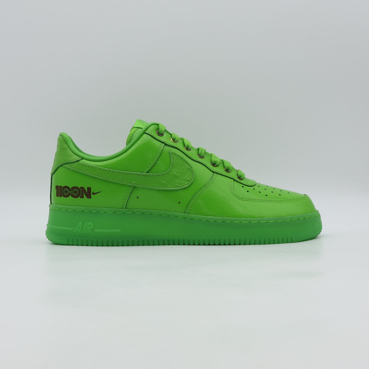 IV6822-399 Nike Air Force 1 Low LX "Icon" (Men's)