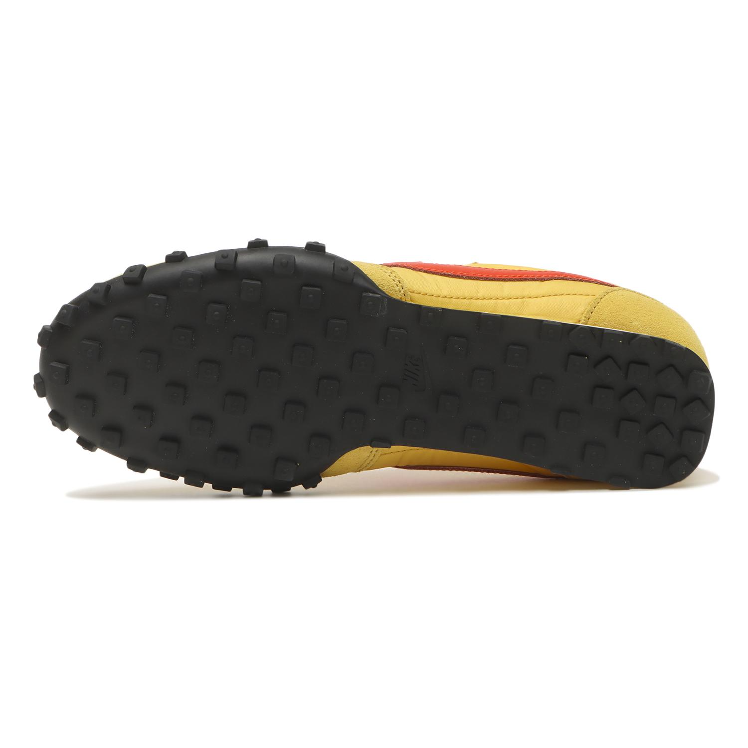 IM8658-701 Nike Waffle Racer WHEAT GOLD/PICANTE RED-BEACH-BLACK (Men's)