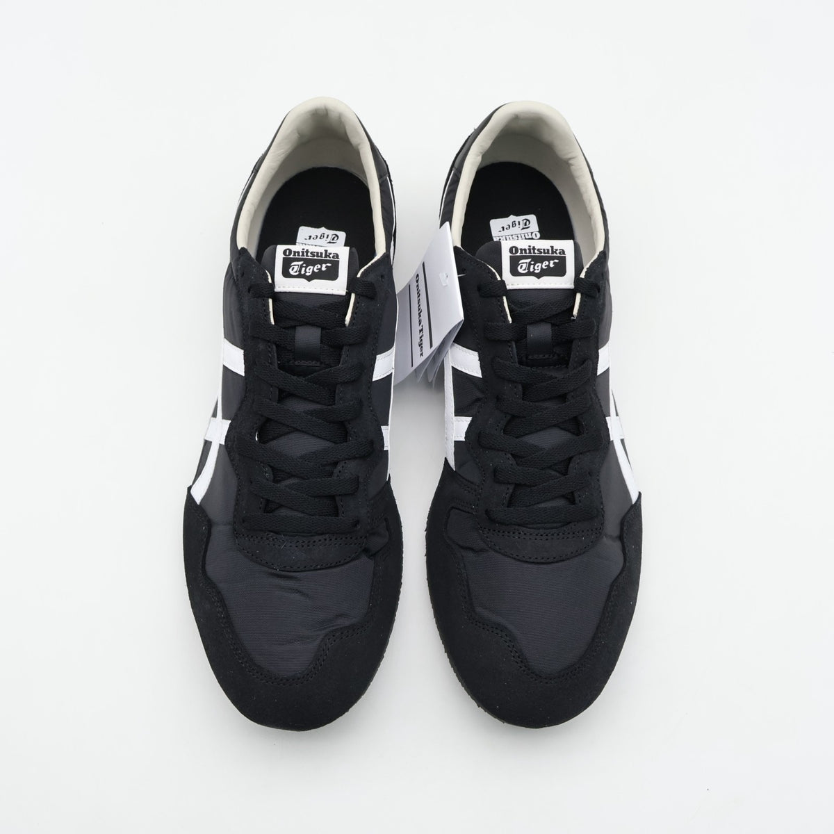1183B400-001 Onitsuka Tiger SERRANO BLACK WHITE (Men's)