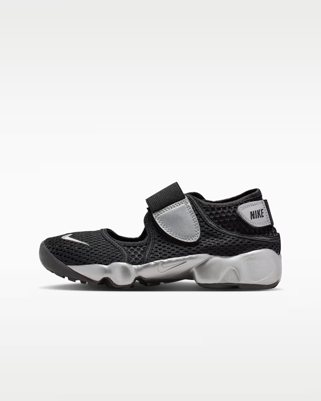 IV5362-001 Nike Rift 2 SE "Black/Metallic Silver" (GS)