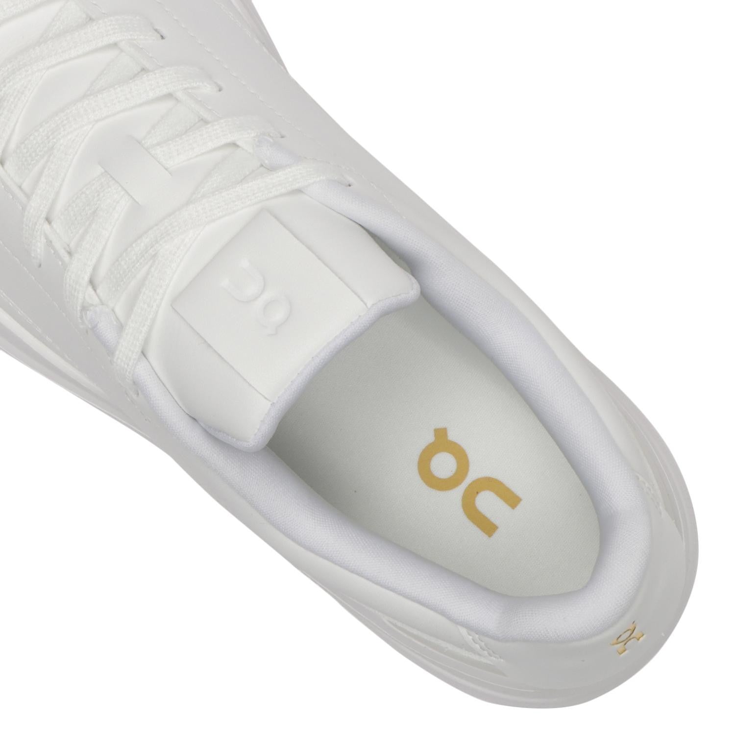 3MG10481200 On THE ROGER Centre Court White White (Men's)