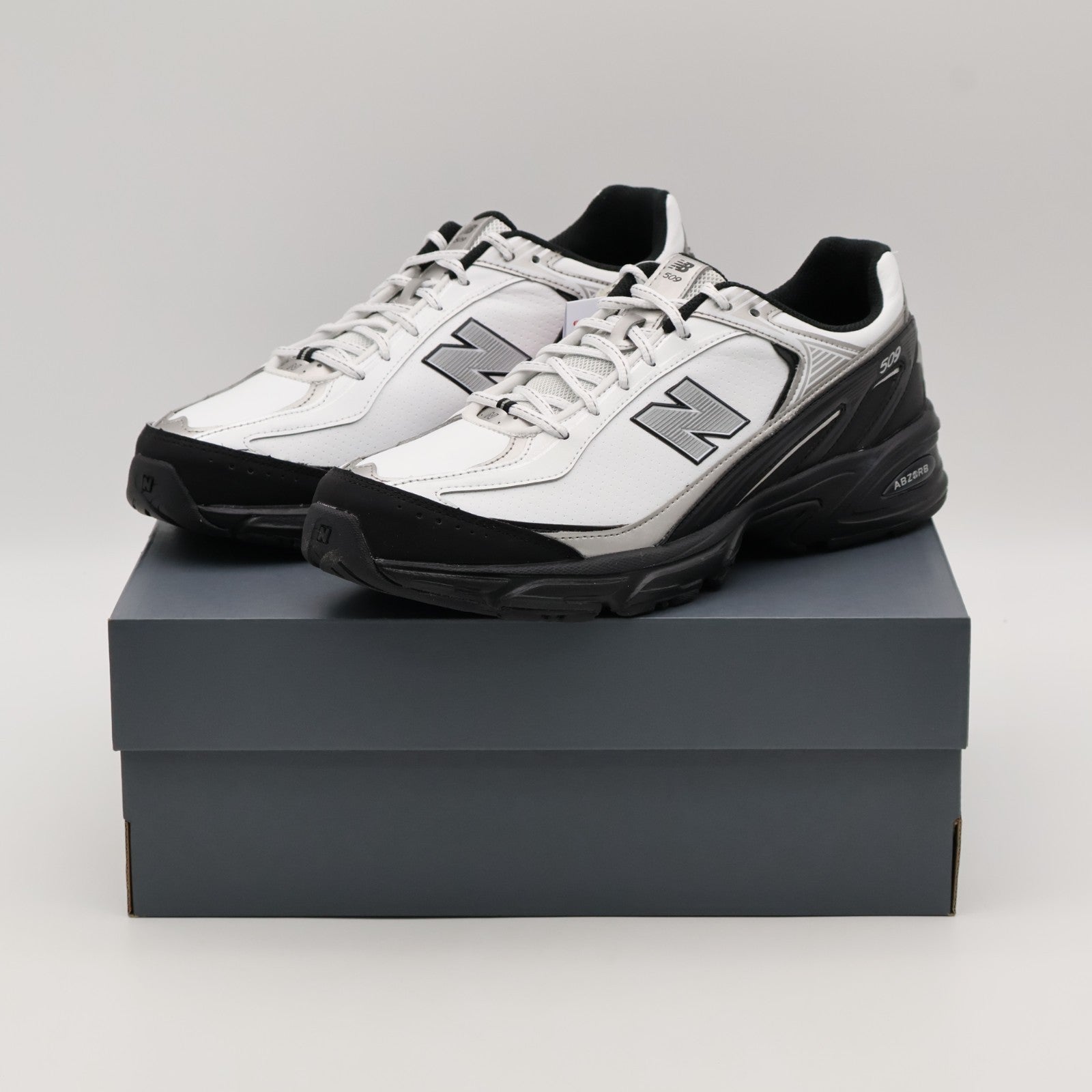 U509BW New Balance 509 White Black (Men's)