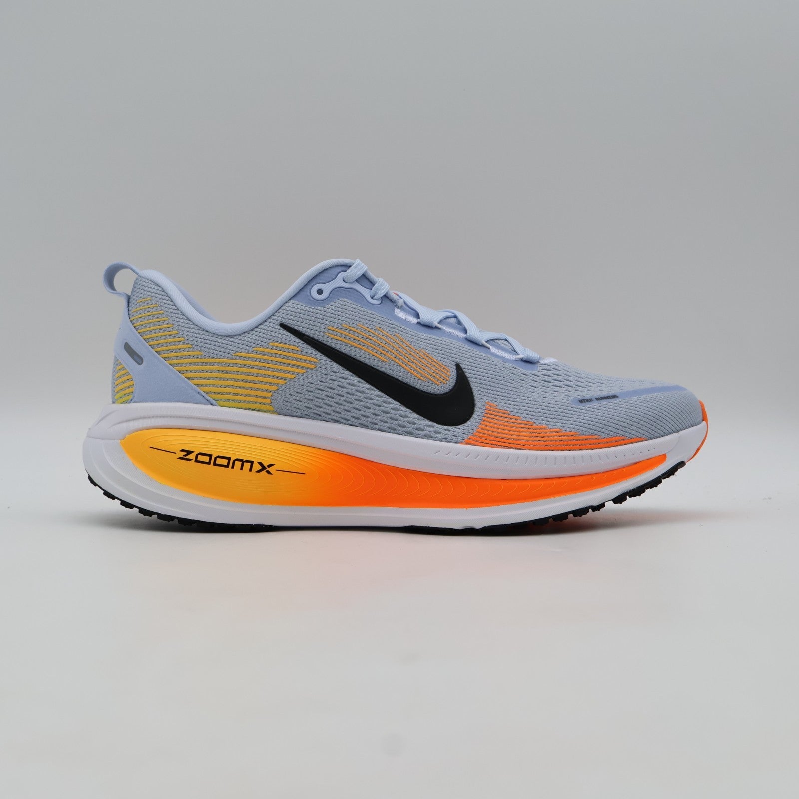HM6803-404 Nike Vomero 18 "Hydrogen Blue/Laser Orange" (Men's)