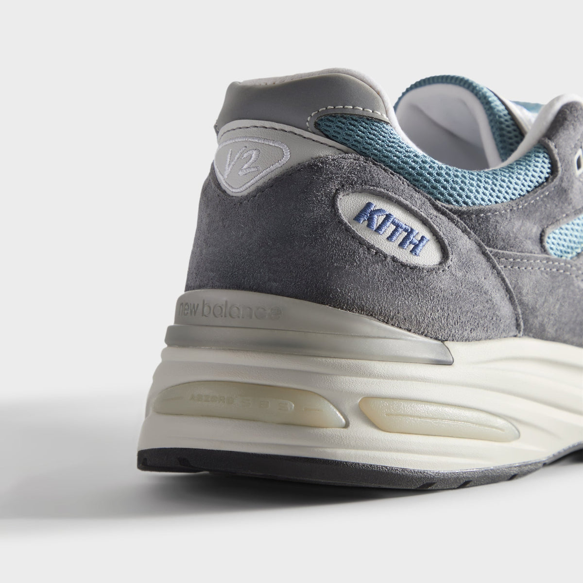 U991KH2 KITH New Balance 991V2 "Asphalt Lead Oyster Mushroom (Men's)