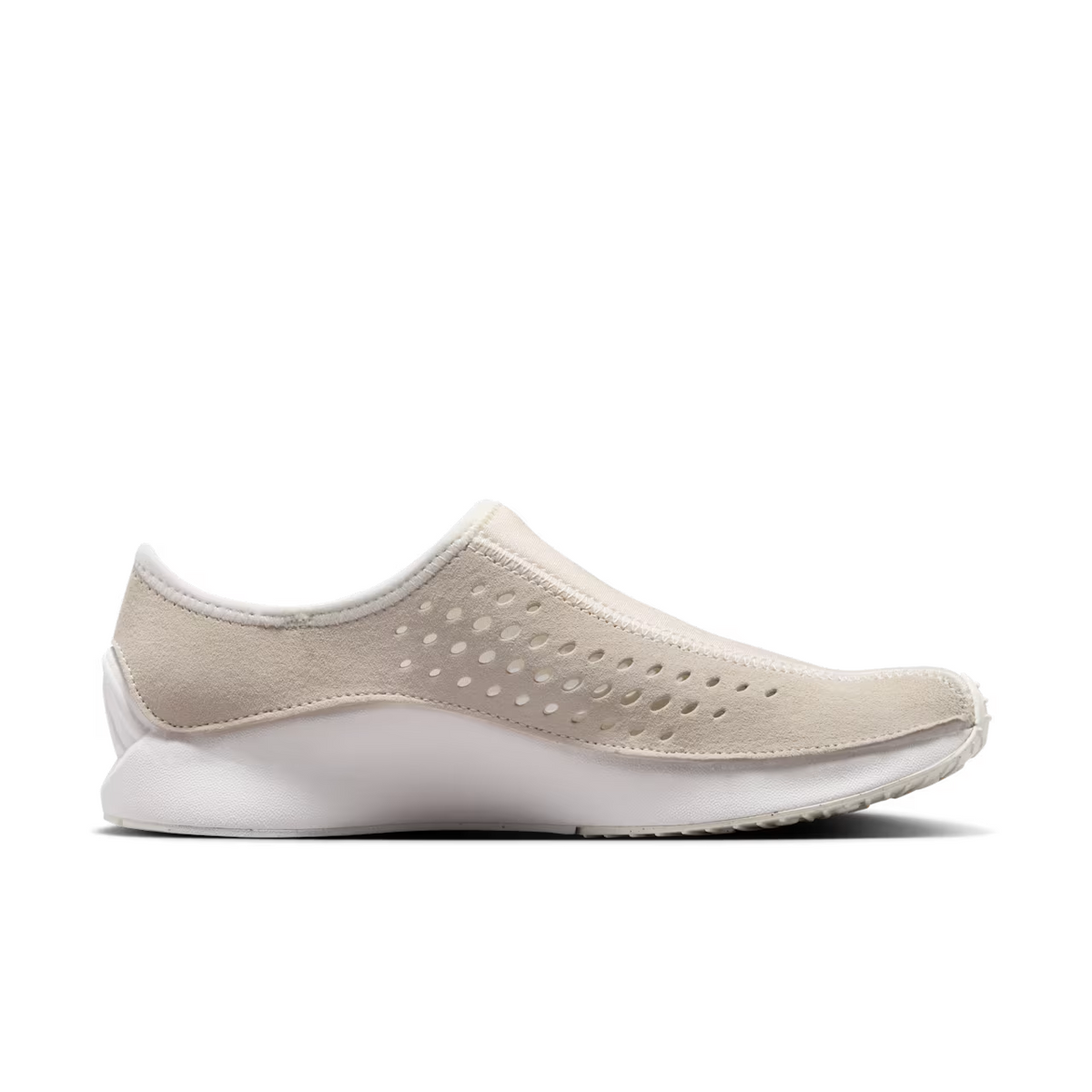 HV8628-100 Nike Women's Air Superfly Moc "Sail"