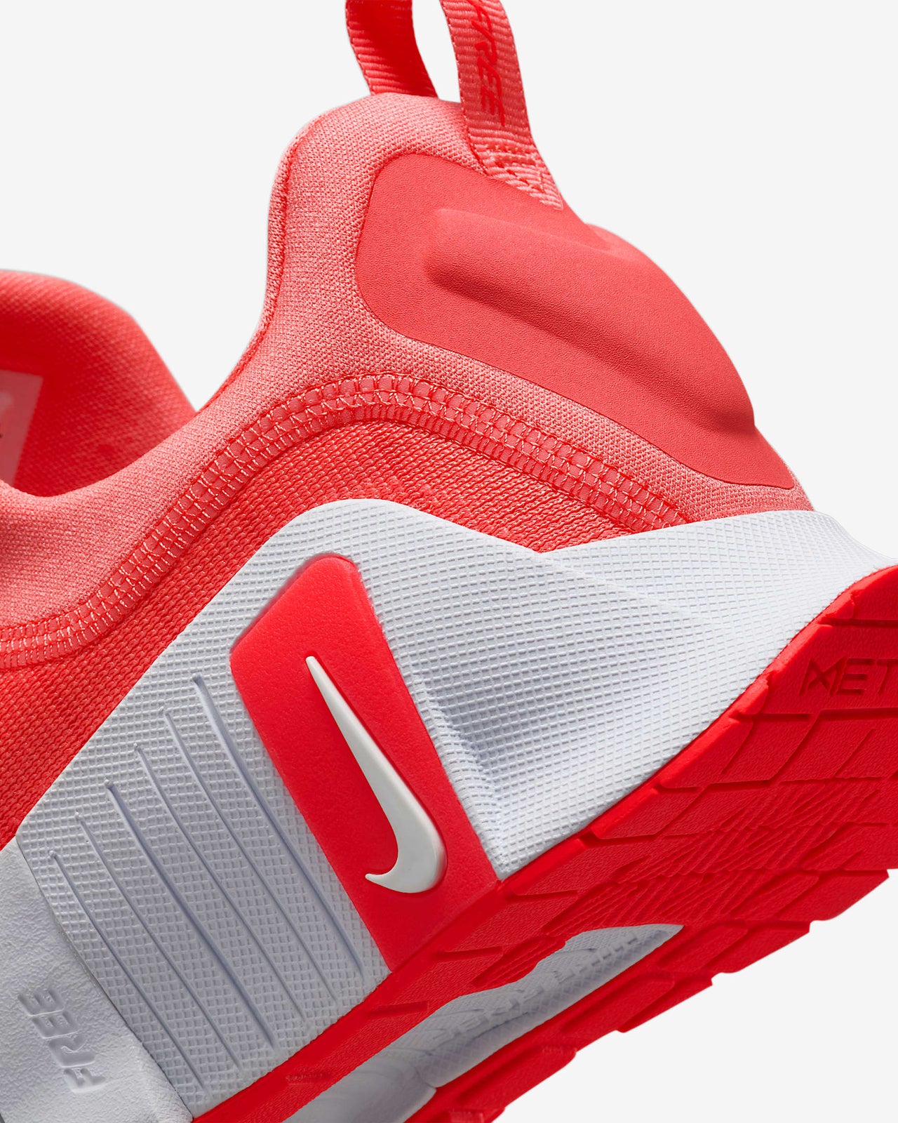 FJ7126-802 Nike Free Metcon 6 Magic Ember White Bright Crimson (Women's)