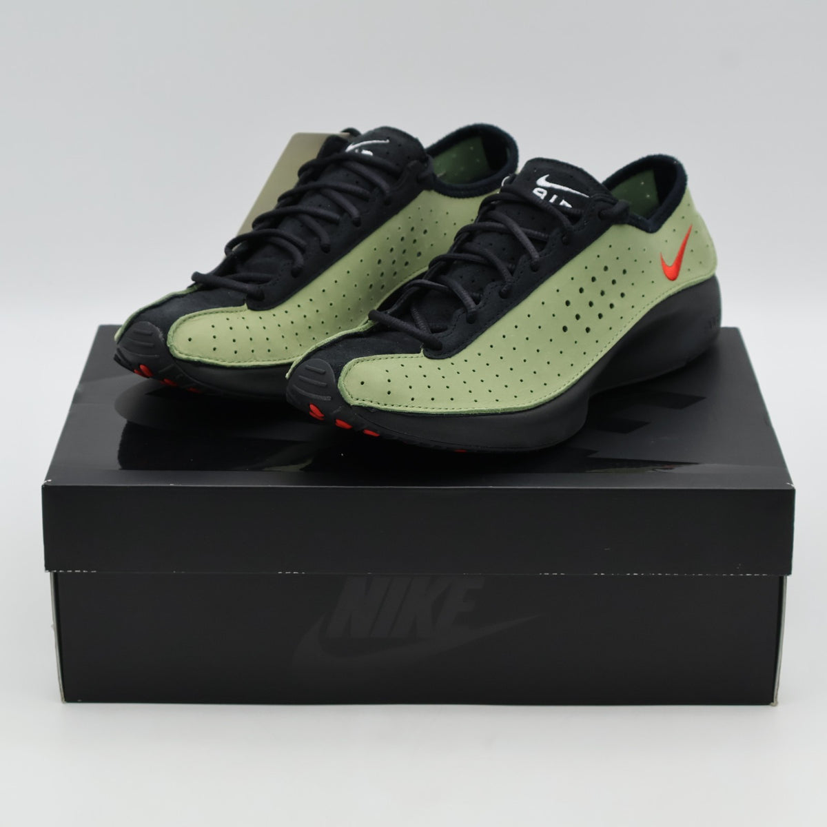 HQ7955-302 Nike Air Superfly Oil Green Black Metallic Silver University (Women's